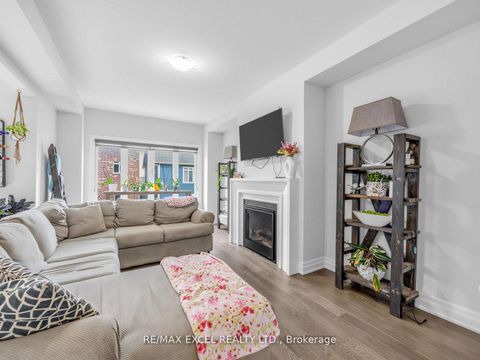 Photo 13 at 1454 Stovell Crescent, Lefroy, Innisfil
