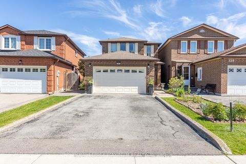 Photo 2 at 157 Misty Meadow Drive, East Woodbridge, Vaughan