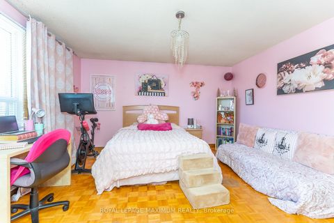 Photo 23 at 157 Misty Meadow Drive, East Woodbridge, Vaughan