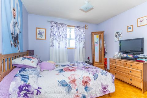 Photo 29 at 157 Misty Meadow Drive, East Woodbridge, Vaughan