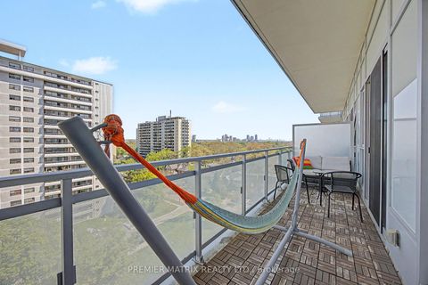 Photo 14 at 930 - 1830 Bloor Street W, High Park North, Toronto