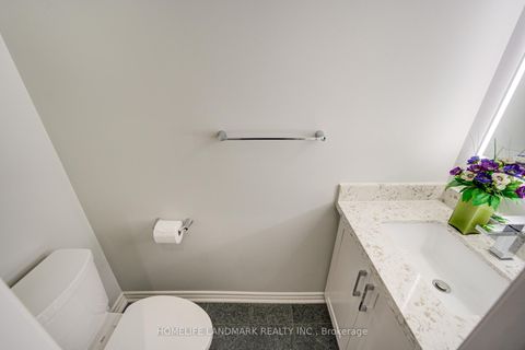 Photo 20 at 405 - 31 Avondale Avenue, Willowdale East, Toronto