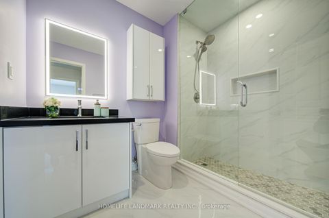 Photo 33 at 405 - 31 Avondale Avenue, Willowdale East, Toronto
