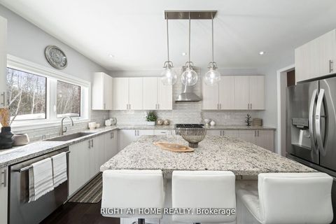 Photo 7 at 1655 Emberton Way, Alcona, Innisfil