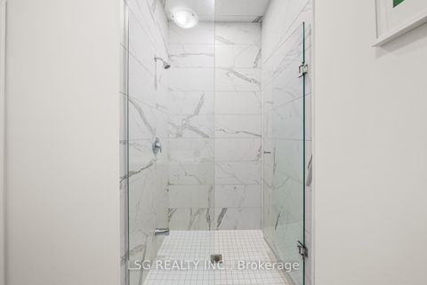 Photo 33 at 153 Blick Crescent, Bayview Northeast, Aurora