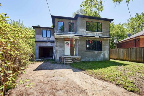Photo 2 at 213 Phyllis Avenue, Cliffcrest, Toronto