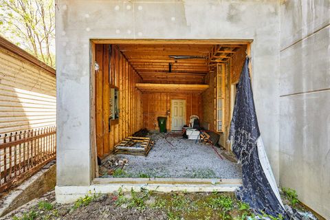 Photo 7 at 213 Phyllis Avenue, Cliffcrest, Toronto
