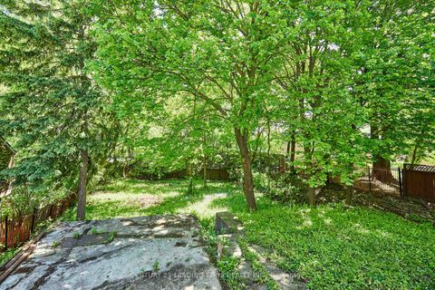 Photo 13 at 213 Phyllis Avenue, Cliffcrest, Toronto