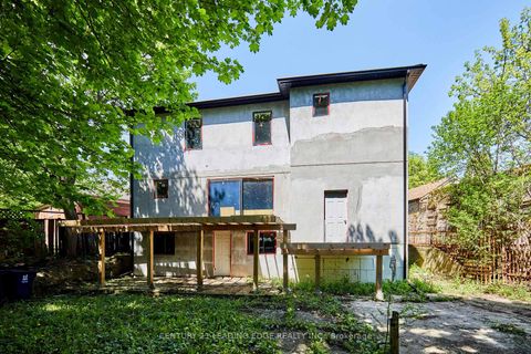 Photo 19 at 213 Phyllis Avenue, Cliffcrest, Toronto