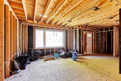 Photo 25 at 213 Phyllis Avenue, Cliffcrest, Toronto