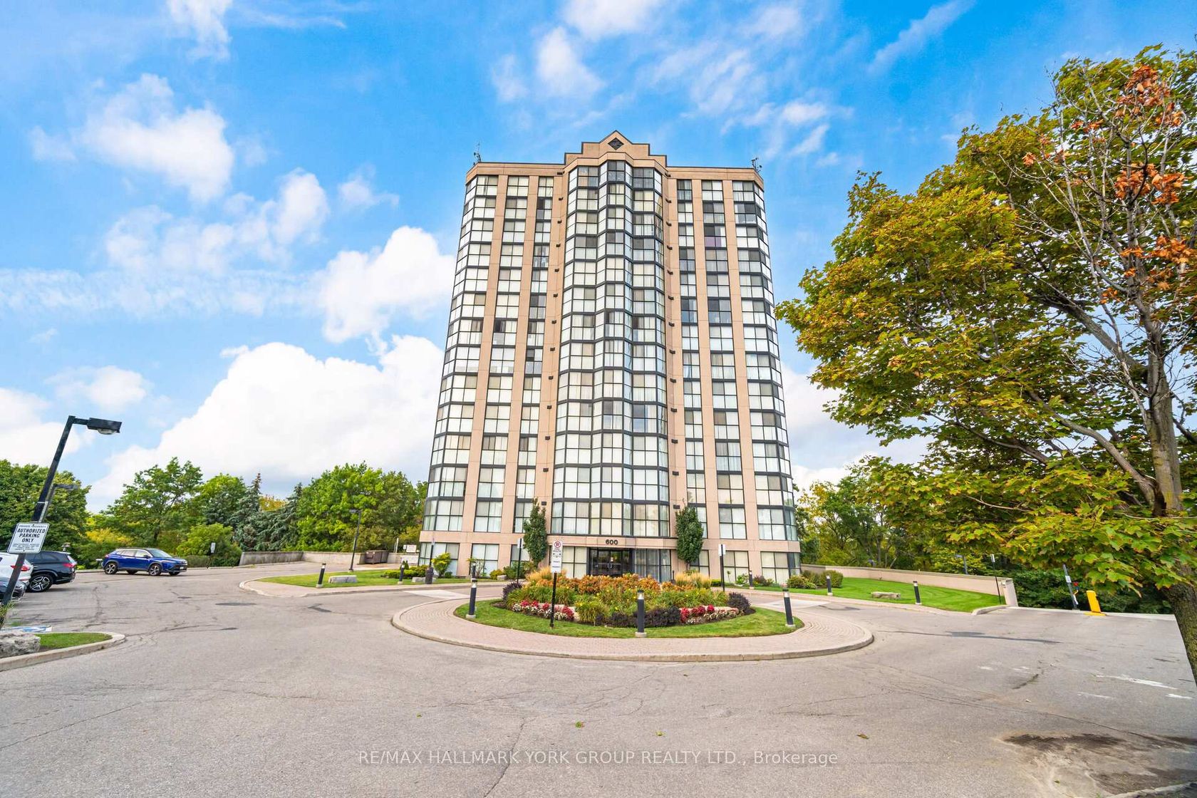 1402 - 600 Rexdale Boulevard, Clairville, Toronto 