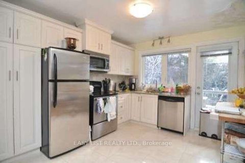 Photo 13 at 41 Churchill Avenue, Willowdale West, Toronto