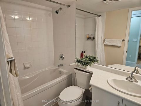Photo 4 at 1258 - 209 Fort York Boulevard, Waterfront Communities C1, Toronto