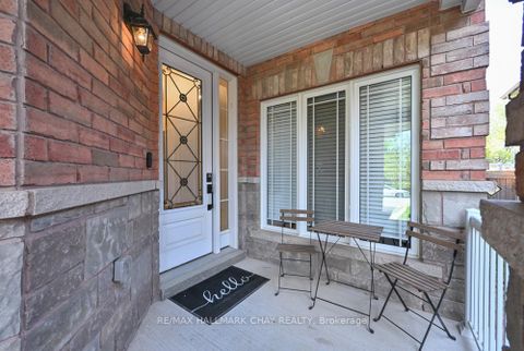 Photo 2 at 1846 Lamstone Street, Alcona, Innisfil