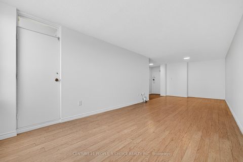 Photo 19 at 702 - 390 Dixon Road, The Westway, Toronto