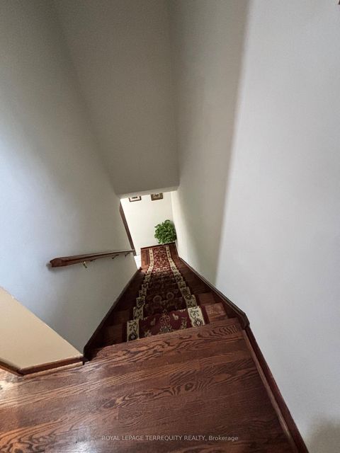 Photo 17 at 28 Keegan Crescent, York University Heights, Toronto