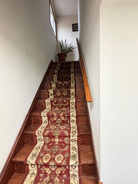 Photo 21 at 28 Keegan Crescent, York University Heights, Toronto