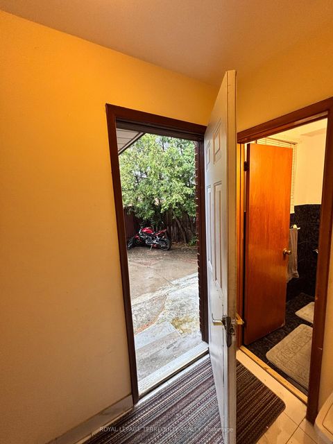 Photo 27 at 28 Keegan Crescent, York University Heights, Toronto