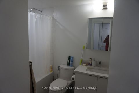 Photo 2 at 2210 - 2033 Kennedy Road, Malvern West, Toronto