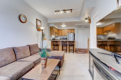 Photo 11 at 167 - 760 Lawrence Avenue W, Glen Park, Toronto