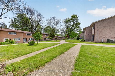 Photo 20 at 48 - 85 Driftwood Avenue, Jane Heights, Toronto