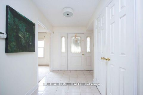 Photo 5 at 3 Hampstead Gate E, Courtice, Clarington