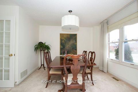 Photo 10 at 3 Hampstead Gate E, Courtice, Clarington