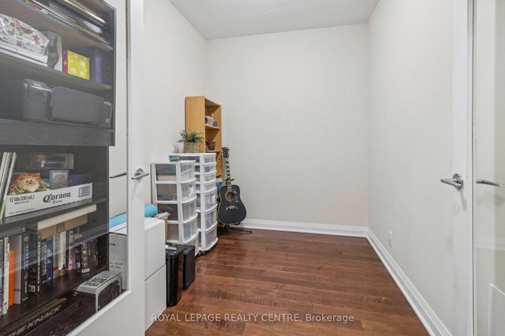 Photo 17 at 1503 - 1055 Southdown Road, Clarkson, Mississauga