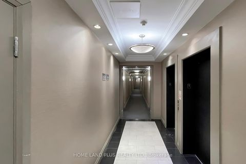 Photo 8 at 422 - 180 John West Way, Bayview Wellington, Aurora