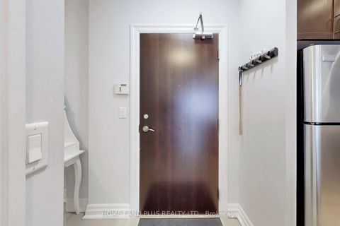 Photo 10 at 422 - 180 John West Way, Bayview Wellington, Aurora