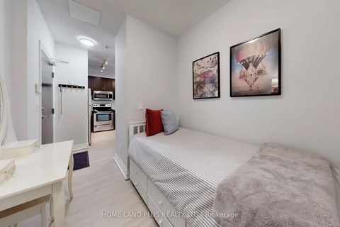 Photo 25 at 422 - 180 John West Way, Bayview Wellington, Aurora