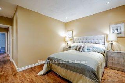 Photo 6 at 44 Sundance Crescent, Woburn, Toronto