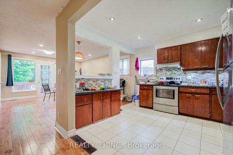 Photo 12 at 44 Sundance Crescent, Woburn, Toronto