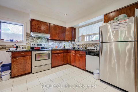 Photo 13 at 44 Sundance Crescent, Woburn, Toronto