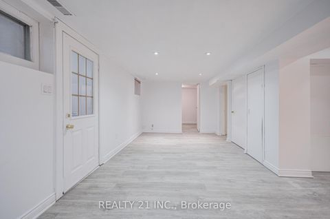 Photo 26 at 44 Sundance Crescent, Woburn, Toronto