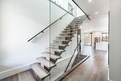 Photo 3 at 50 Beckwith Road E, West Deane, Toronto