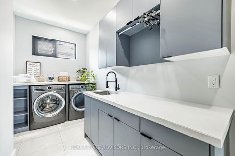 Photo 25 at 50 Beckwith Road E, West Deane, Toronto
