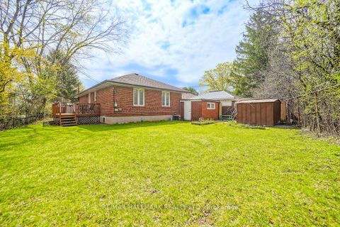 Photo 3 at 30 Shandon Drive, Maryvale, Toronto
