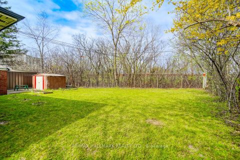 Photo 5 at 30 Shandon Drive, Maryvale, Toronto
