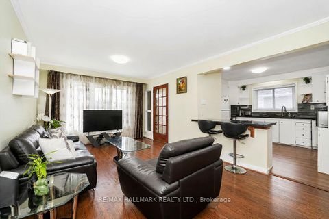 Photo 24 at 30 Shandon Drive, Maryvale, Toronto