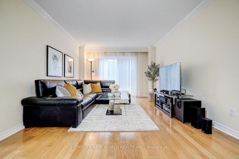 Photo 10 at 16 Kew Gardens, Doncrest, Richmond Hill