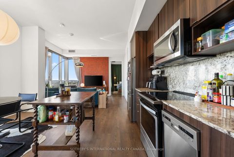 Photo 2 at PH 22 - 9 Mabelle Avenue, City Centre West, Toronto