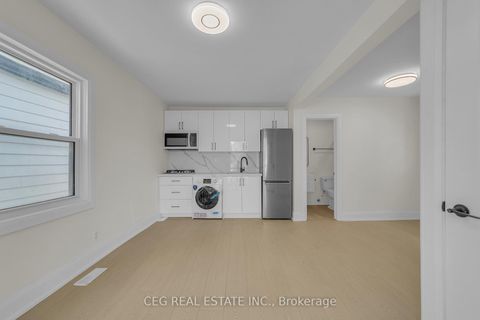 Photo 19 at 53 Twenty Fourth Street N, Long Branch, Toronto