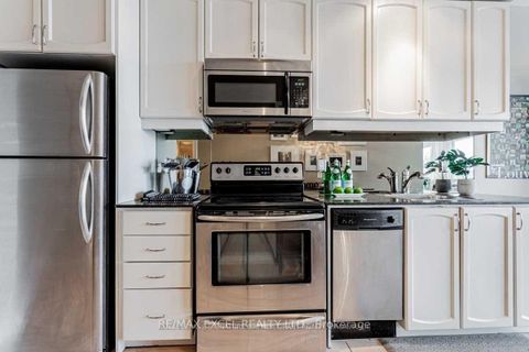 Photo 10 at 1126 - 2885 Bayview Avenue, Bayview Village, Toronto