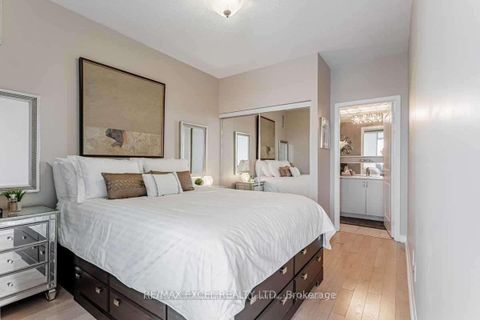 Photo 14 at 1126 - 2885 Bayview Avenue, Bayview Village, Toronto