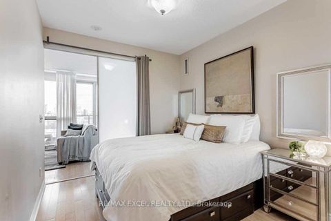 Photo 15 at 1126 - 2885 Bayview Avenue, Bayview Village, Toronto
