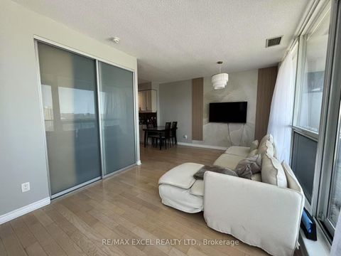Photo 36 at 1126 - 2885 Bayview Avenue, Bayview Village, Toronto
