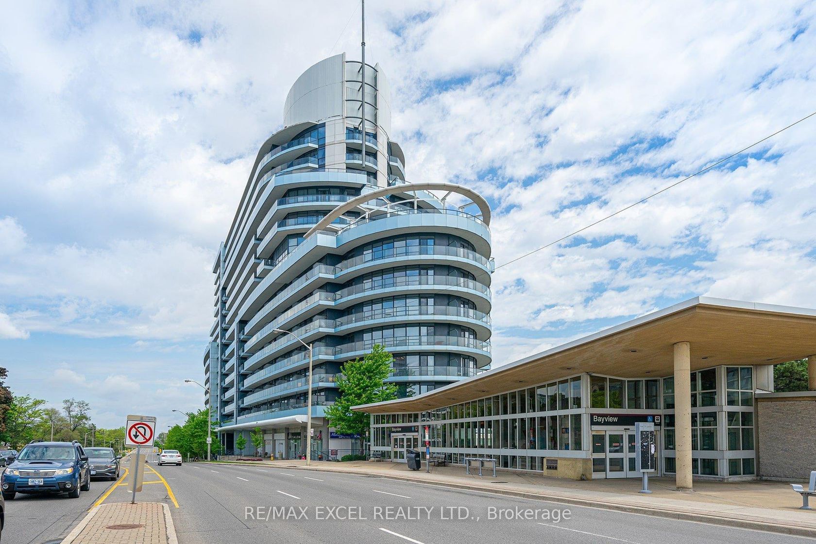 1126 - 2885 Bayview Avenue, Bayview Village, Toronto 