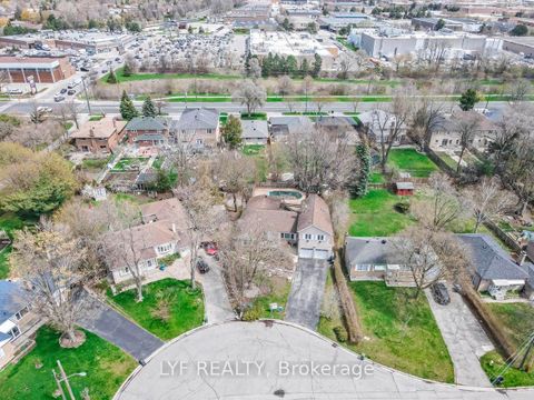 Photo 2 at 75 Shilton Road, Malvern West, Toronto