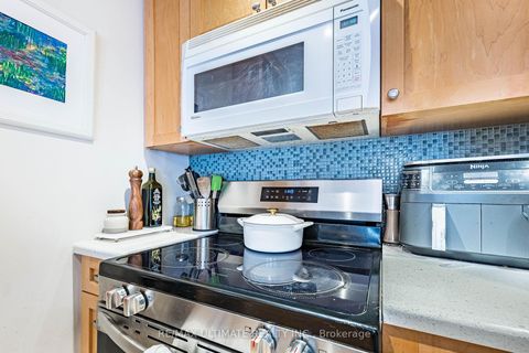 Photo 24 at 11 Niagara Street, Waterfront Communities C1, Toronto